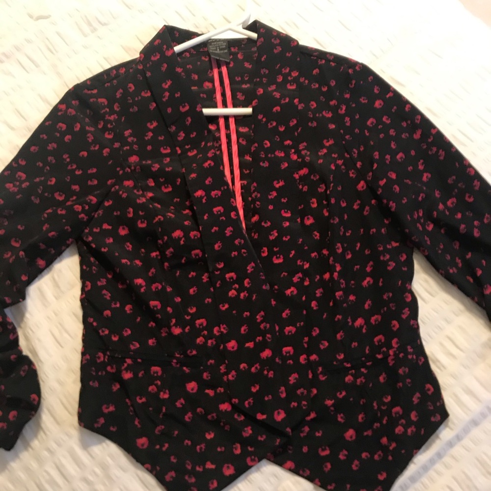 Blazer - Picture 2 of 2